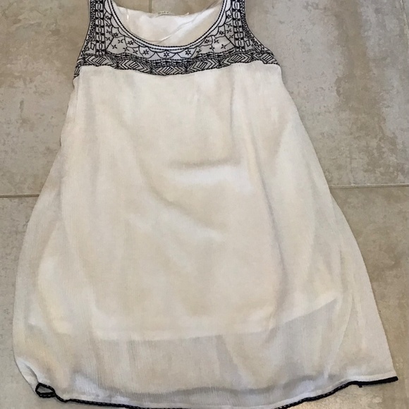 Solitaire Dress M White Sleeveless Tunic Tank Sundress Gauzy Blue Embroidery - Picture 5 of 9